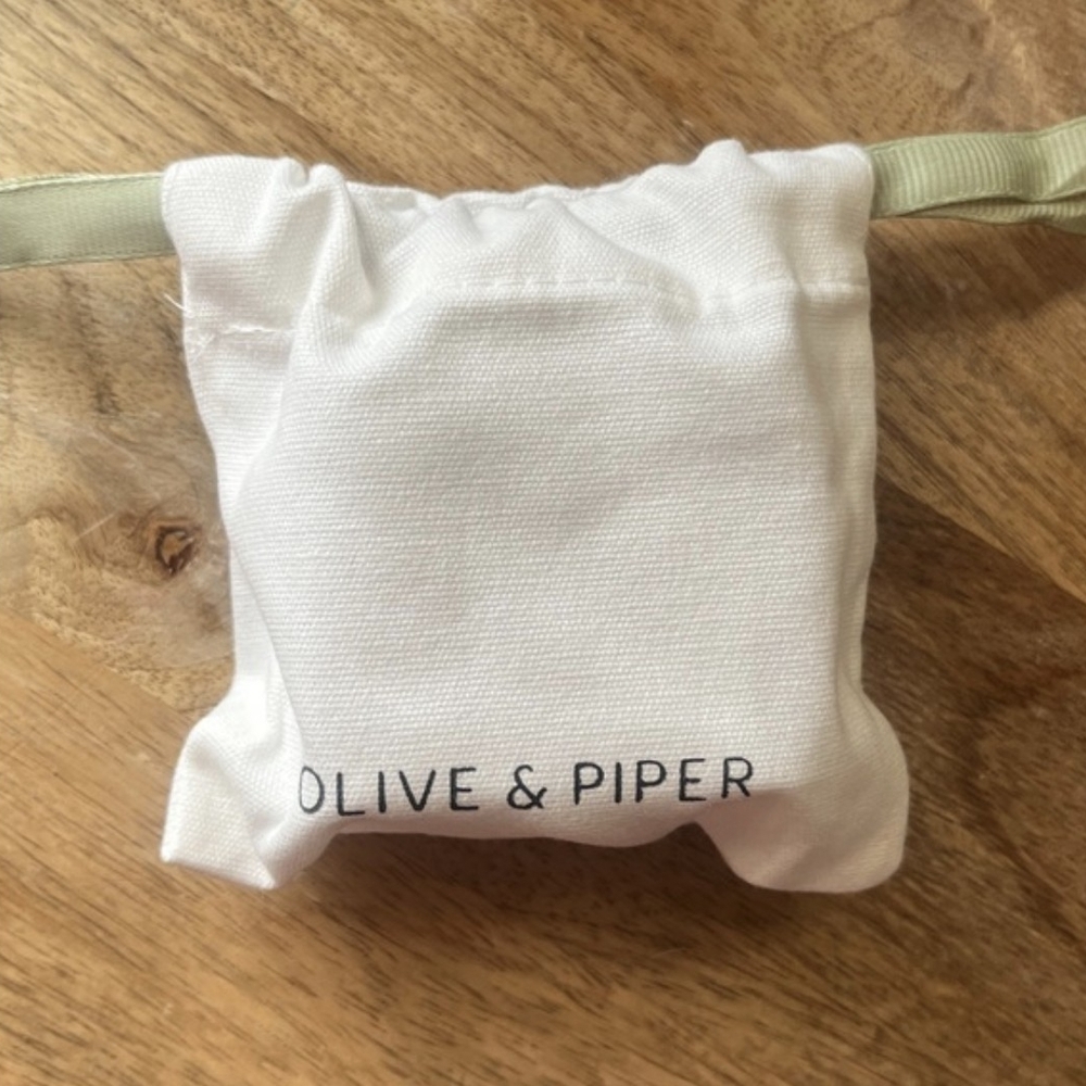 Olive & Piper Vale Ring Size 7 - Picture 4 of 4